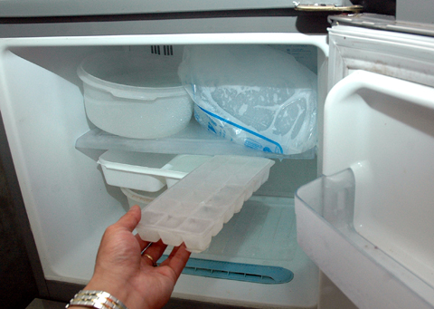 10 Nguyên nhân tủ lạnh không đông đá và cách khắc phục
